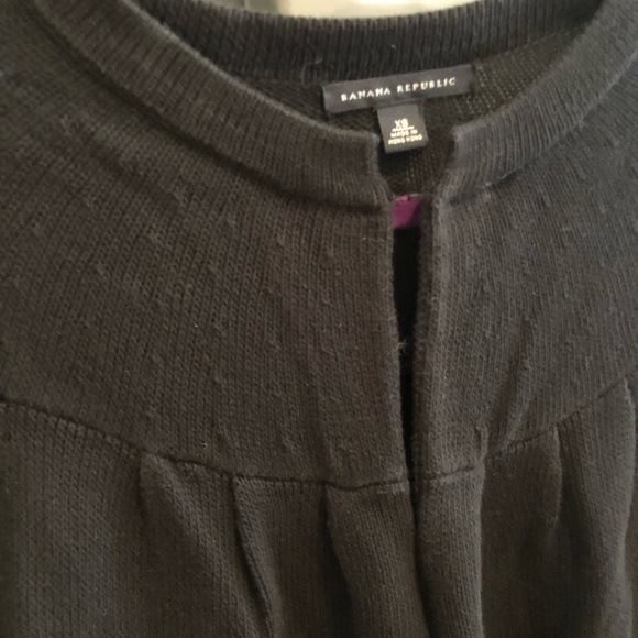 Banana Republic Cropped Sweater - Picture 2 of 5